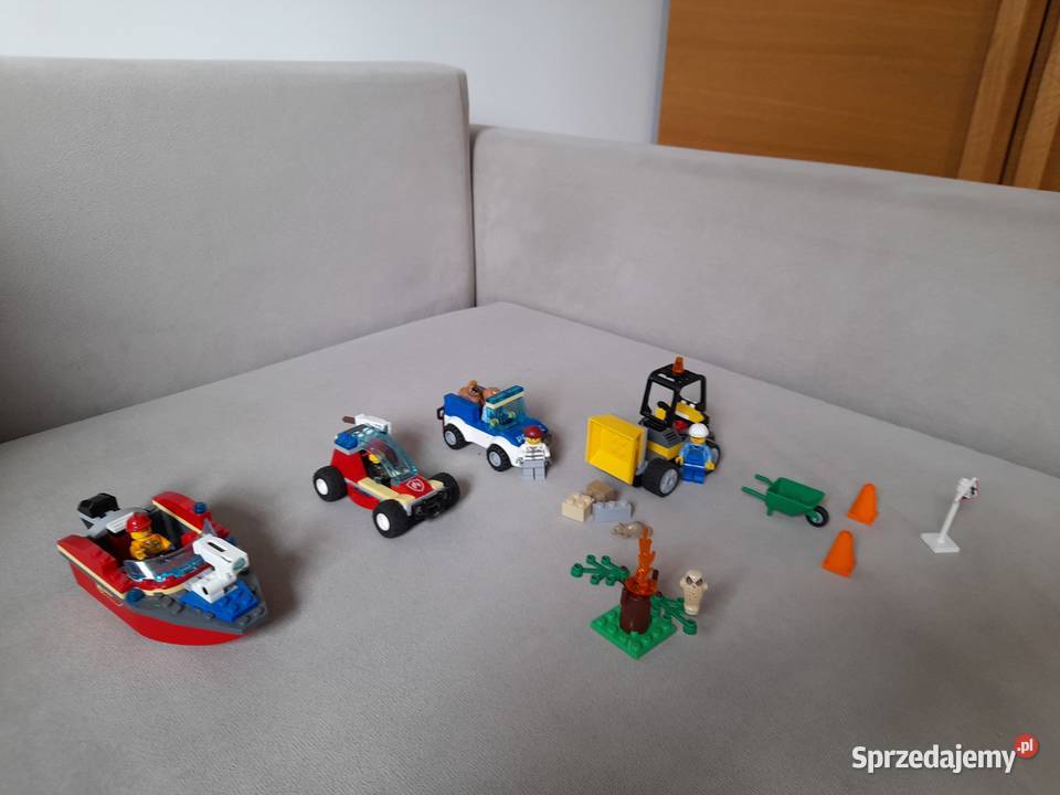 Lego City mix 60213 60247 60241 60284 6 lat+