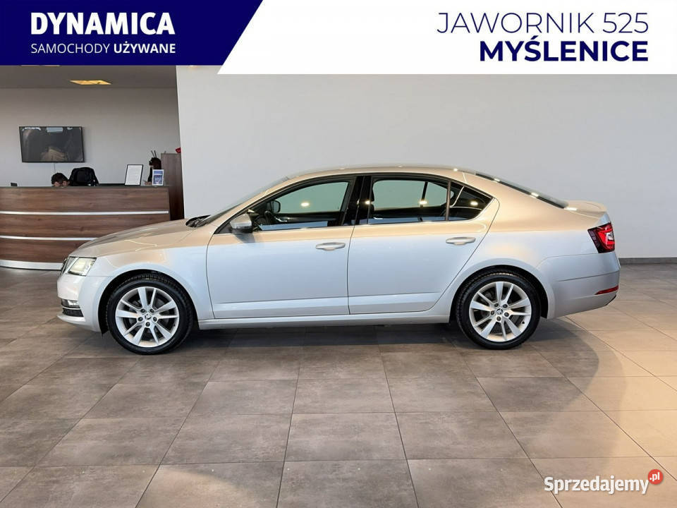 koda Octavia Style 15TSI 150 M6 2019 r salon Myślenice