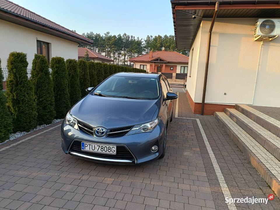 Sprzedam Toyota Auris 2015r 18 Hybrid 136 wielkopolskie sprzedam