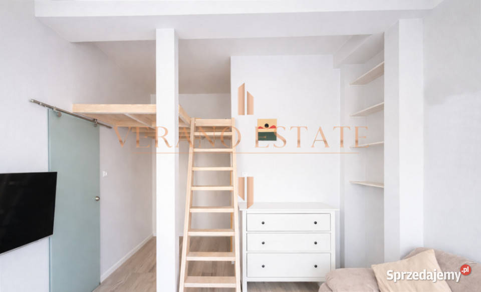 ZALANE SŁOŃCEM ANTRESOLA ZAMKNIĘTE OSIEDLE Warszawa