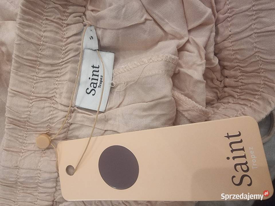 Bladoróżowe szorty damskie z kwiatowym haftem Rozmiar 36(S) Kraków