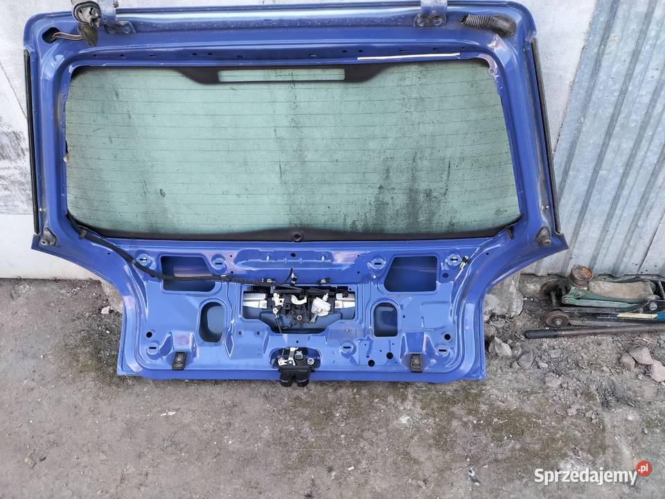 AUDI A38L A3 8L 4D 5 D ZAMEK KLAPA BAGAŻNIKA TYŁ osobowe Kamień-Kolonia