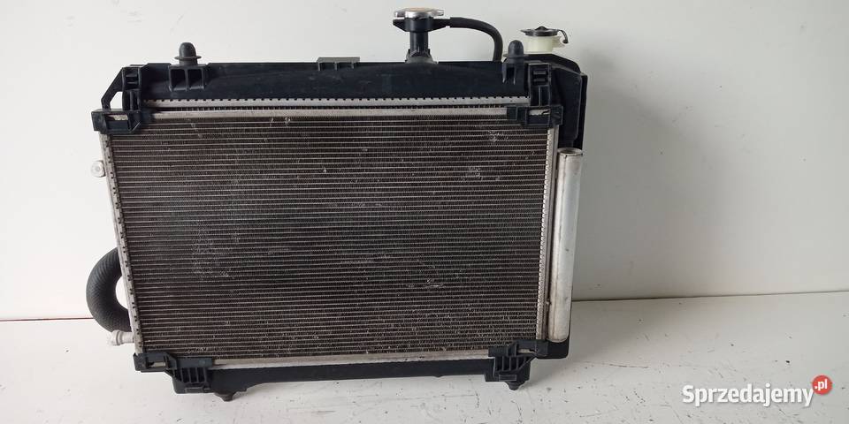 Komplet chłodnica wentylator yaris 13 11 646868 osobowe Krzeszowice