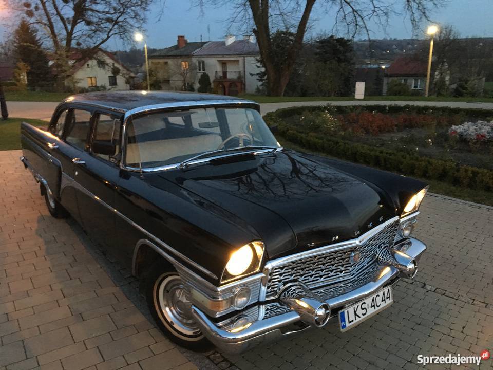 Zabytkowe auto Limuzyna Czajka do ślubu Lublin