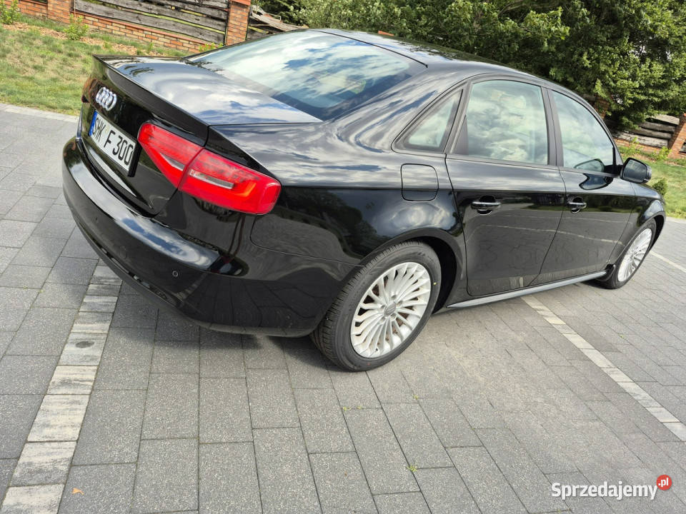 Audi A4 xenon led navi chromy ładny sedan B8 Drelów