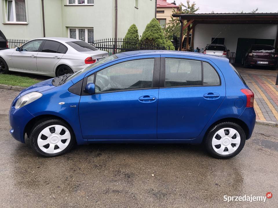 Toyota Yaris II SZAFIROWA 14 Turbo Diesel Przeworsk
