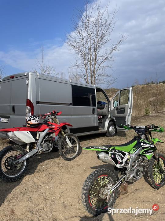 Honda CRF250r garażowany