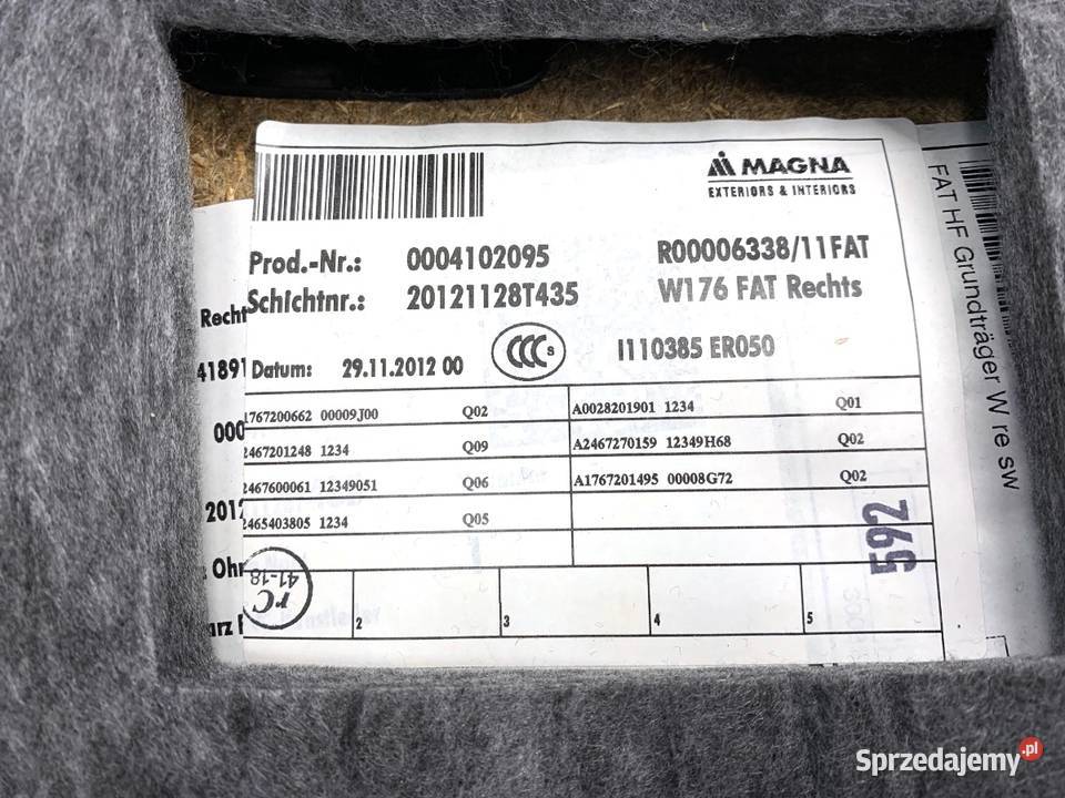 BOCZEK DRZWI PRAWY PRZÓD MERCEDES W176 Hatchback Boczne (drzwi) sprzedam