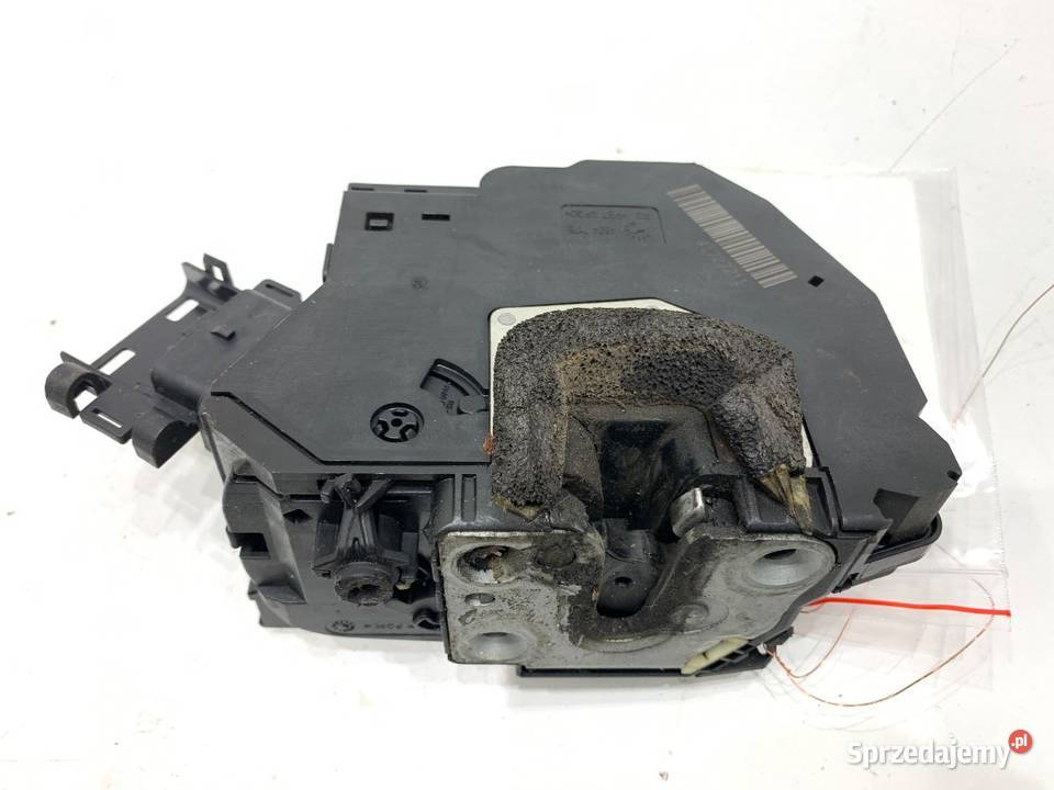 ZAMEK DRZWI PRAWY PRZÓD RENAULT TRAFIC III Bus sprzedam