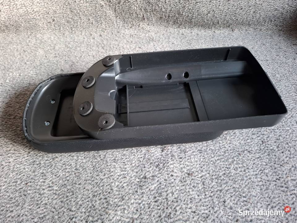 Toyota corolla cross Podłokietnik wysuwany zachodniopomorskie Stargard sprzedam