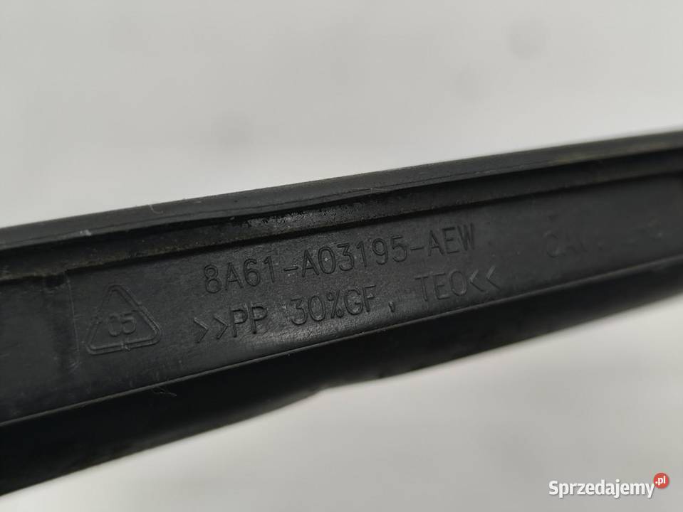 LISTWA SZYBY CZOŁOWEJ LEWA FIESTA MK7 LIFT