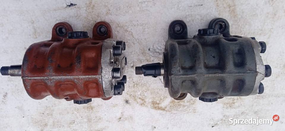 Pompa hydrauliczna podnośnika ursus C330Orginał Jasieniec
