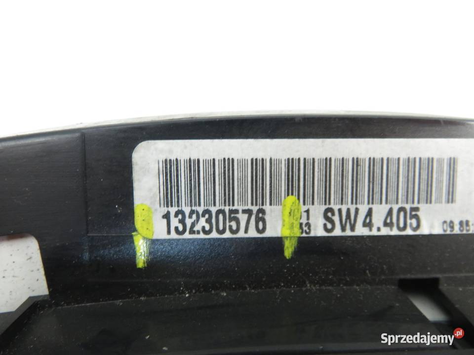 LICZNIK OPEL ZAFIRA B 19 CDTI 13230576