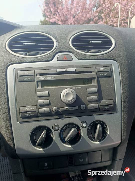 Ford Focus 16 Benzyna 100 koni Rok produkcji 2006 Kraków