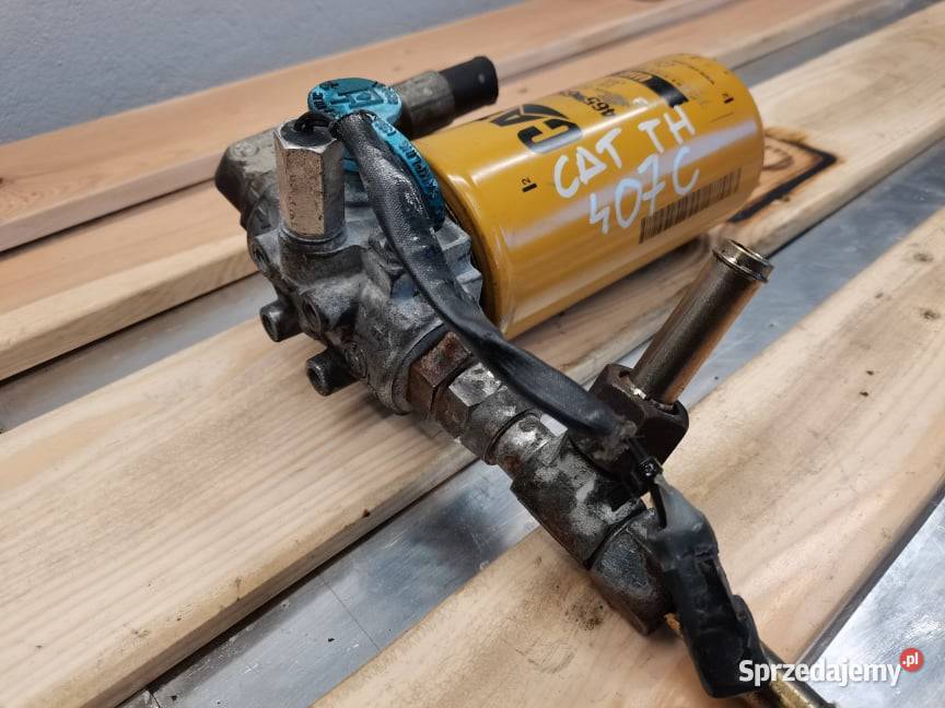 CAT TH 407 Adaptacja filtra hydrauliki