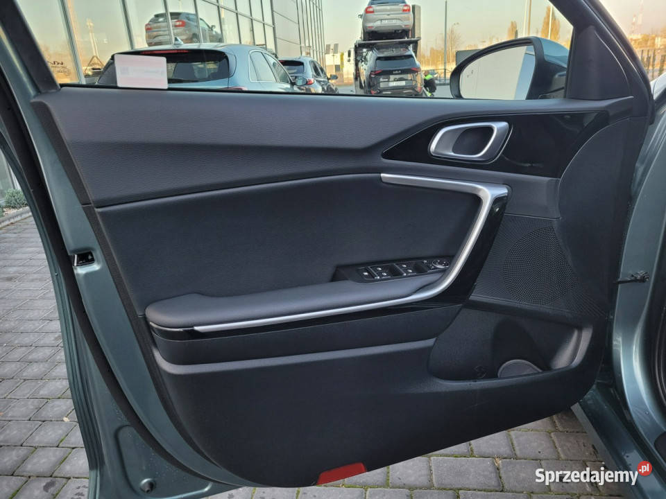 Kia Nowy Ceed Business Line 15 TGDI 160