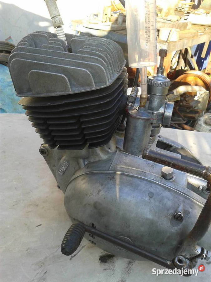 WSK 125 kompletny silnik srednim remoncie Silniki i osprzęt Bielsko-Biała sprzedam