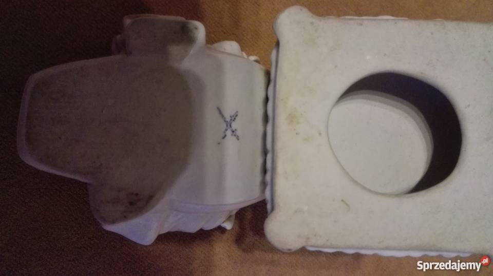 Piękna stara figurka Nysa