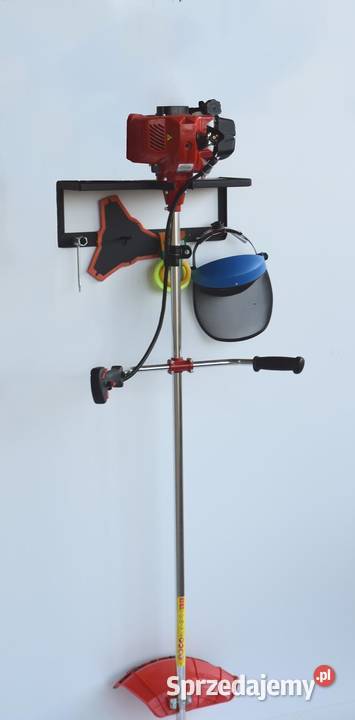 Wieszak UCHWYT Z PÓŁKĄ NA KOSA PODKASZARKA Szembekowo