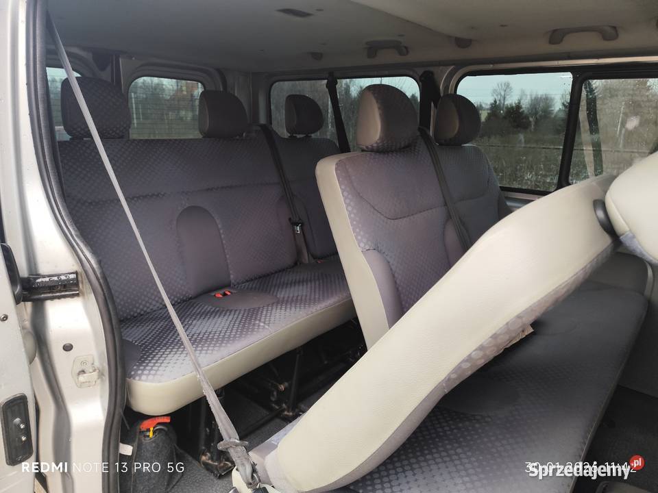 Renault Trafic Passanger Long 9 osob Katowice