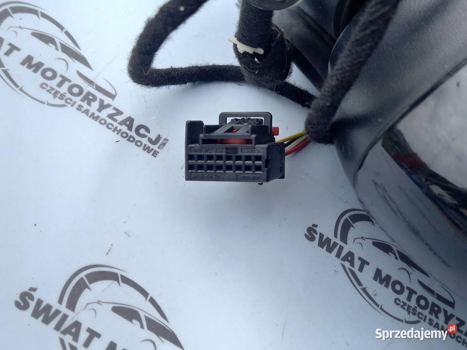 AUDI A1 lusterko lewe ANGLIK sprzedam