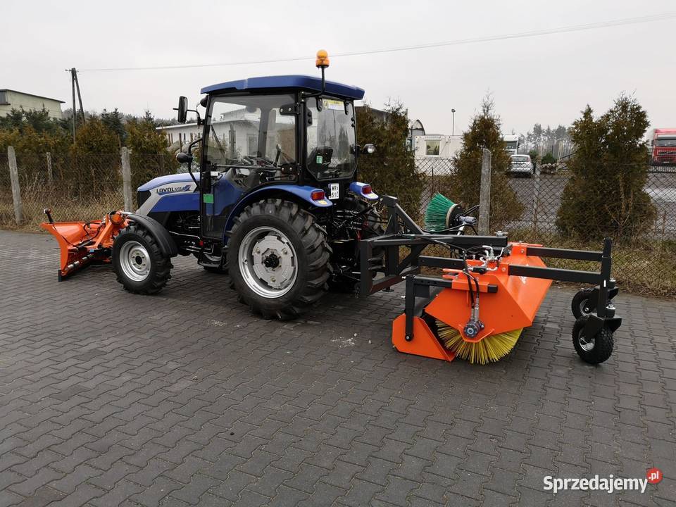 Ciągnik komunalny LOVOL M254 M404 z pługiem i