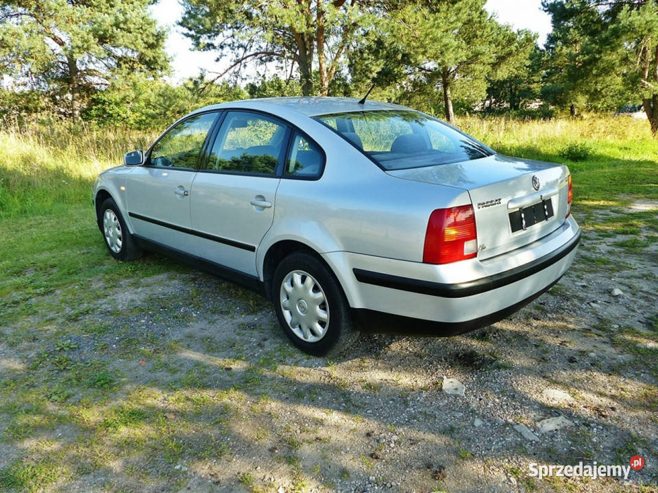 Volkswagen Passat 18iCOMFORTLINEClimatronicPełna sprzedam