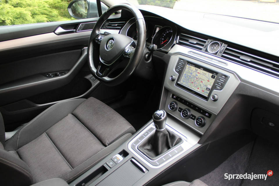 Volkswagen Passat 20 TDI 150 Przebieg 160 lakier metallic Lubań