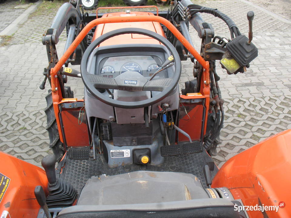 Kubota GL mocna 4x4 tur ładowacz do sadu obory mazowieckie Mroków