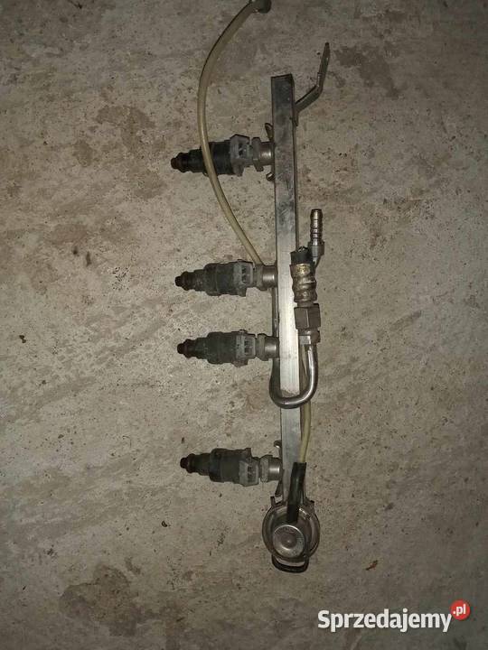 Listwa wtryskowa Audi a4 B5 16 benzyna 9401 osobowe Ciechanów