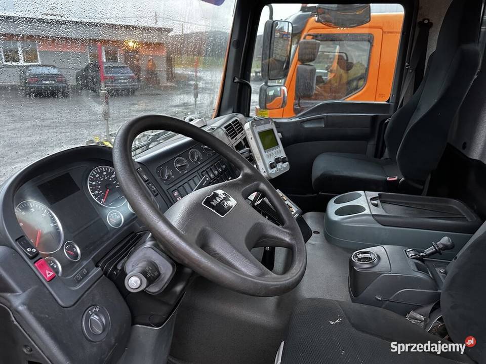 MAN TGM 26330 6x4 piaskarka SCHMIDT 925m3 Markowice sprzedam