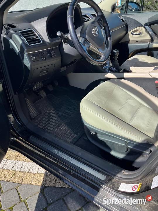 Toyota Avensis Kombi 2cm3 śląskie sprzedam