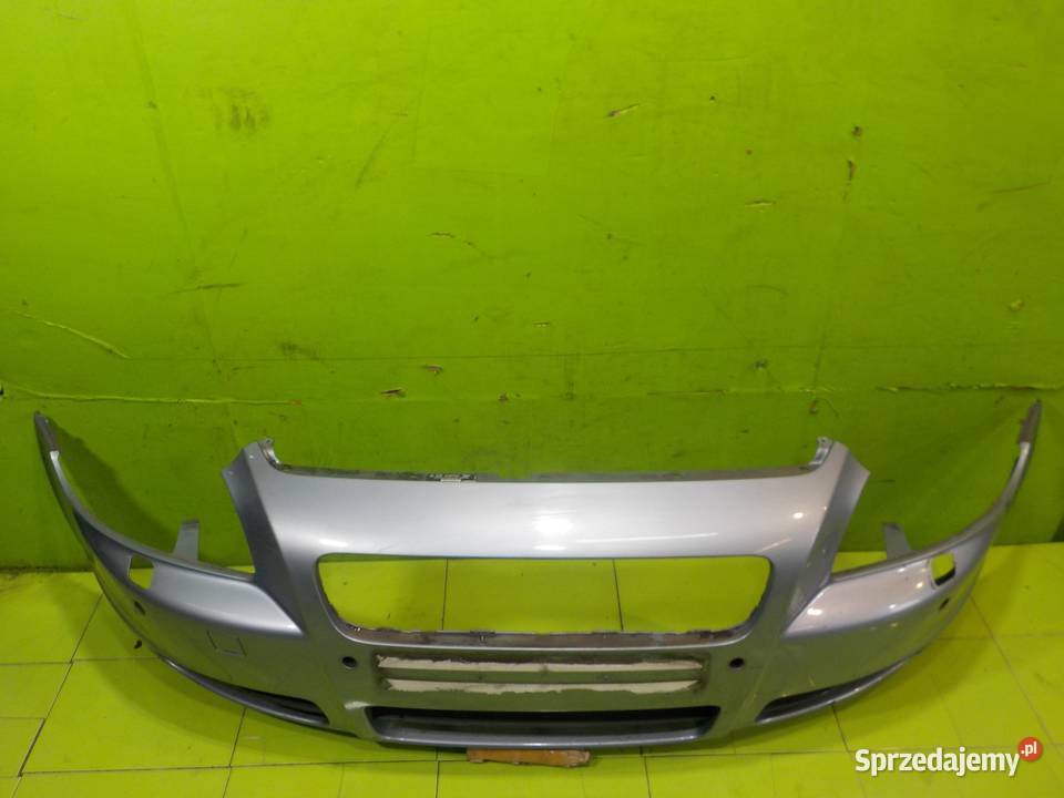 VOLVO C70 II 06r zderzak przod PDC