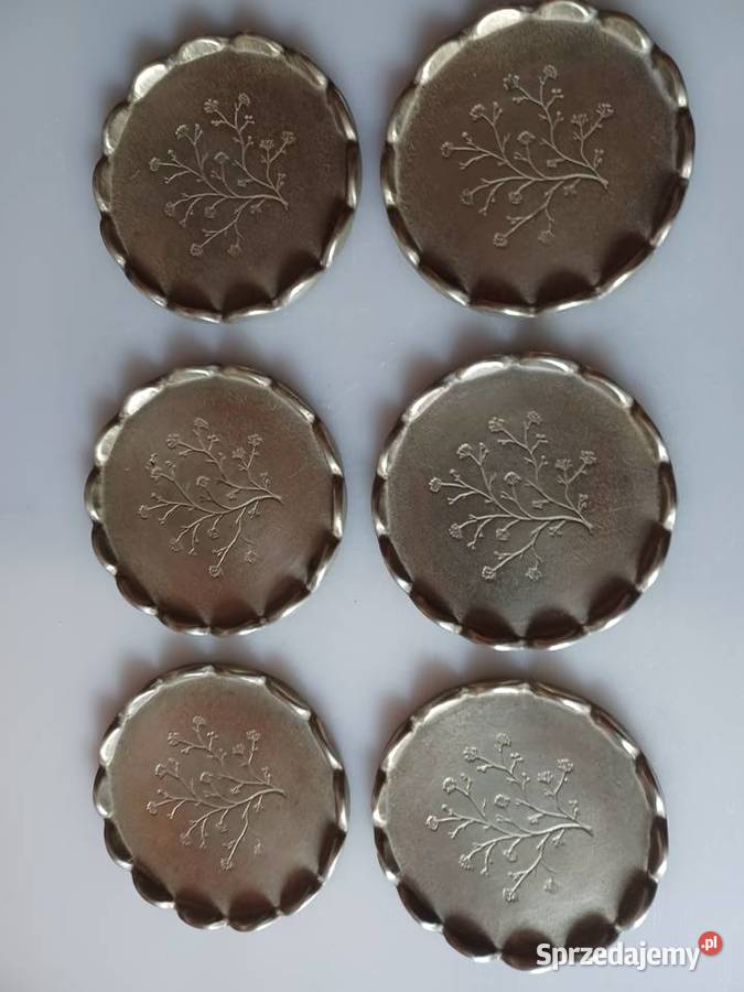 Komplet sześciu pięknych sygnowanych talerzyków Poznań