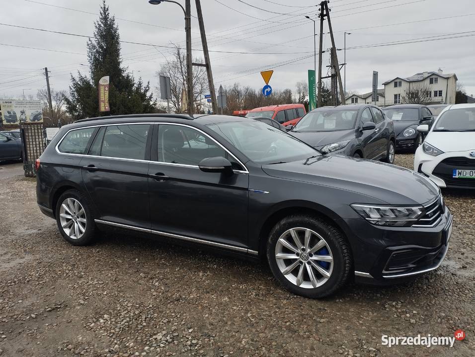 Volkswagen Passat Benzyna PlugIn Hybryda 66 Kombi Volkswagen Warszawa