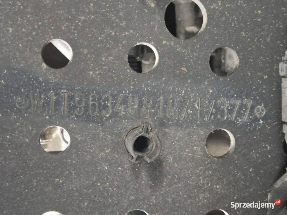 Mercedes Actros Komorniki