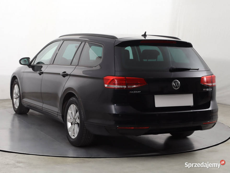 VW Passat 16 TDI światła LED śląskie