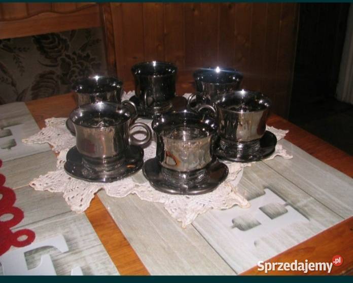 Komplet filiżanek z talerzykami plater Krosno Sosnowiec