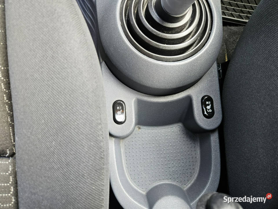 Mitsubishi Colt Podgrzewane fotele Klimatyzacja