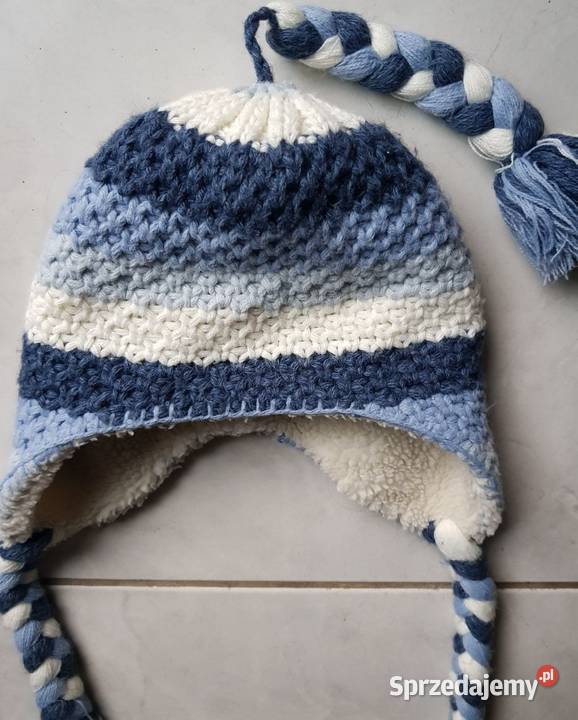 wełniana czapka z warkoczami z misiem futerkiem