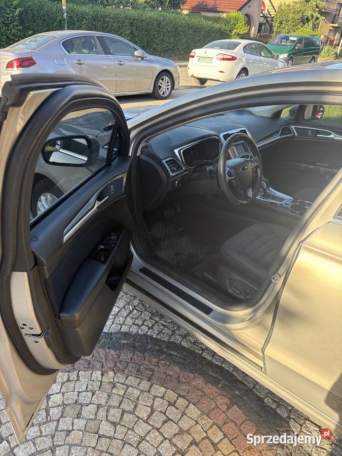 Ford Fusion II Raty Prywatnie Mondeo MK5 hybrid Wrocław
