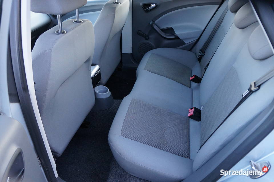 14 benzyna 85 5 drzwi zarejestrowany centralny zamek Częstochowa