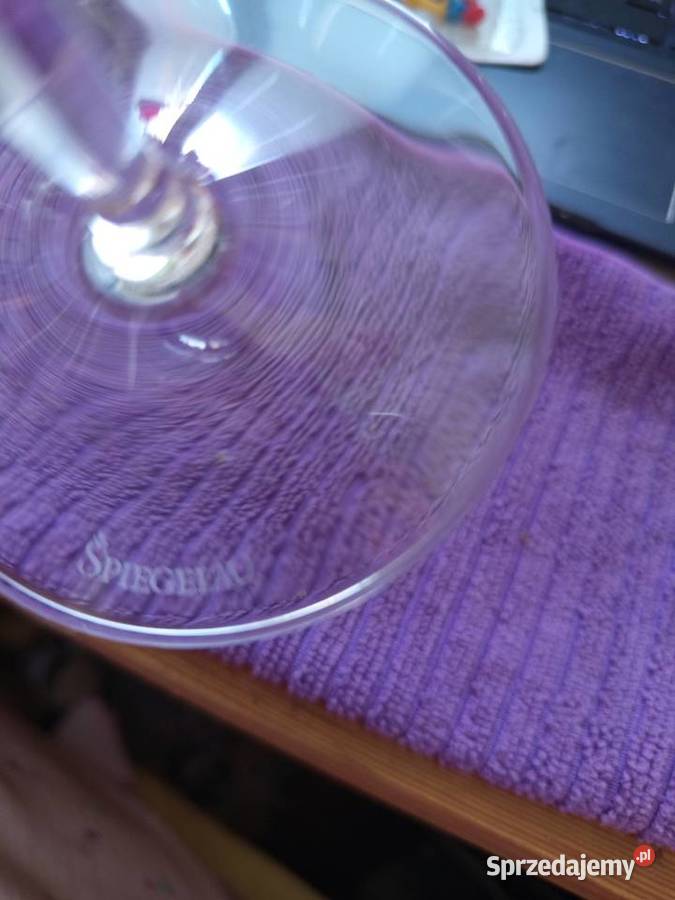 kieliszki do szampana sygnowane sprzedam