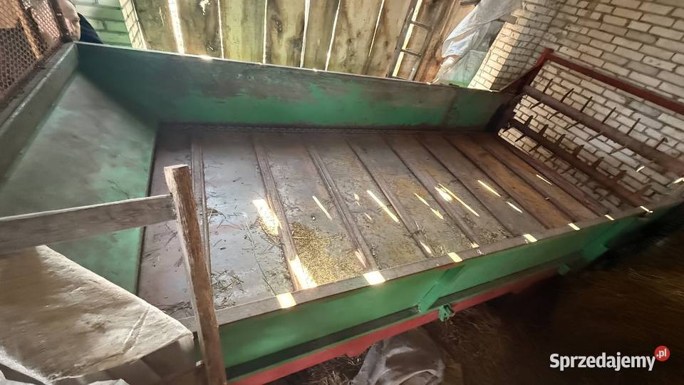 Rozrzutnik do obornika 4T dwuosiowy Lublin