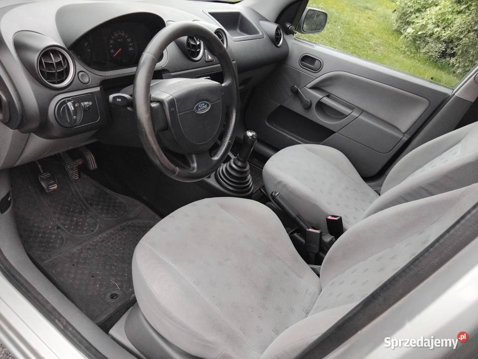 Ford fiesta 13 LPG Poręba