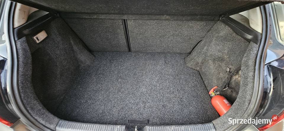 Toyota Corolla E12 14 VVTi 97 2004 257 Hatchback