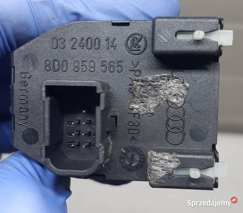 Przełącznik Lusterek AUDI A3 8L A4 B5 8D0959565 Mielęcin