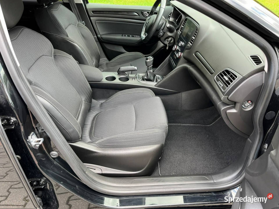 Renault Megane Hatchback 12 benzyna 6 biegów benzyna Megane