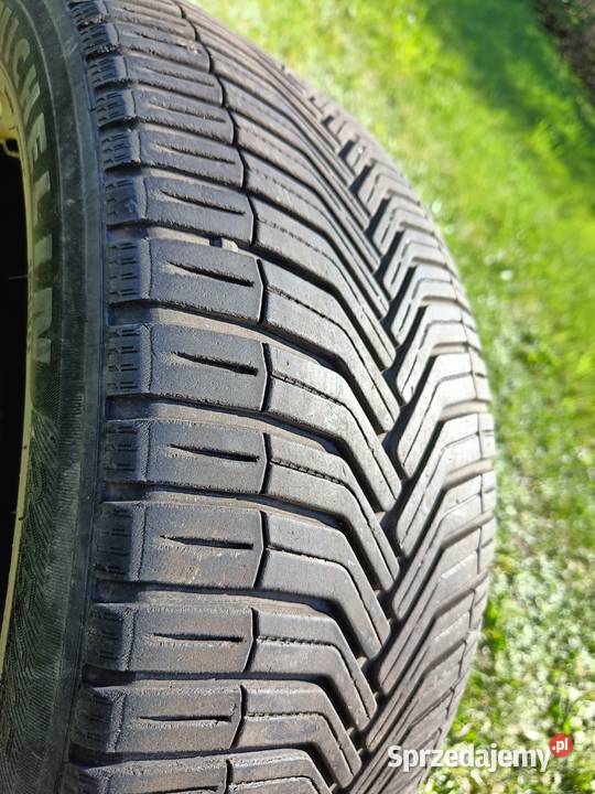 Sprzedam 4 używane opony całoroczne Michelin Białystok