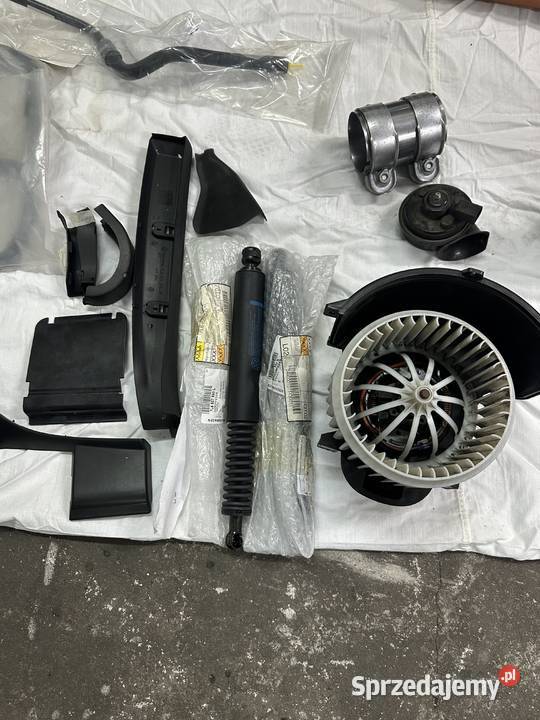 Volkwagen Touareg części terenowe Karoseria Nowiny